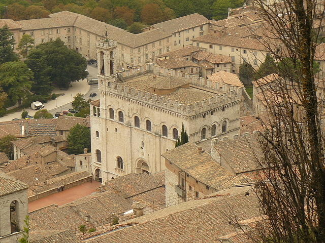 27 Gubbio