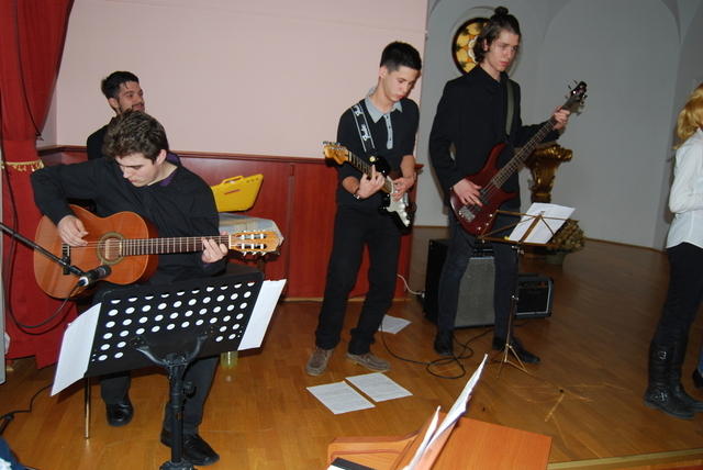 08