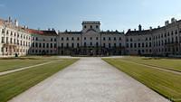 21 Esterházy-kastély